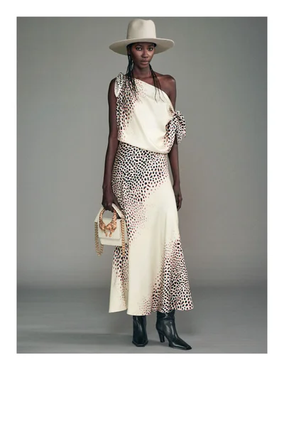 Look 18